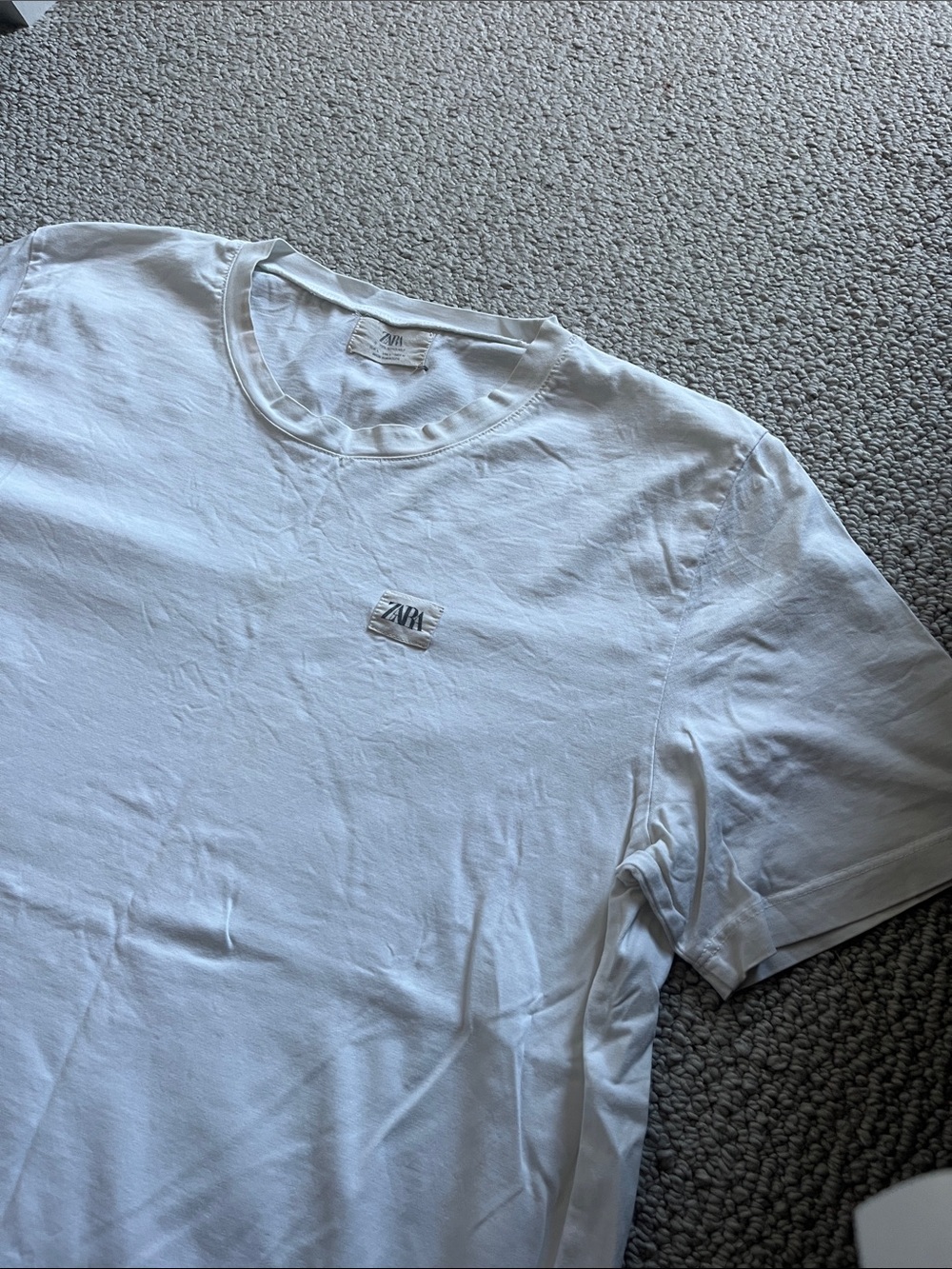 Zara Men's White Crew Neck Tee with Small Logo Patch